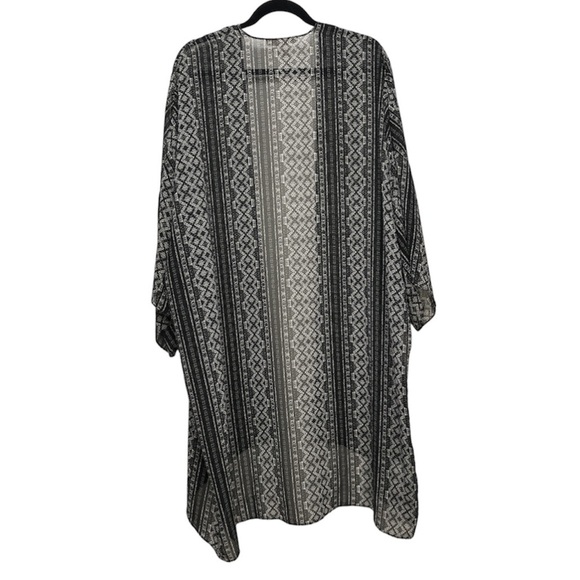 BCBG Black Geometric Print Open Front Long Lined Kimono Cardigan Size Small - Picture 2 of 4